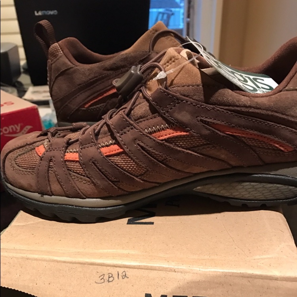 BNWT MERRELL SIREN, WOMENS 8